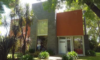 Casa en  alquiler Country Club el Paraiso