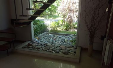 Casa en  alquiler Country Club el Paraiso