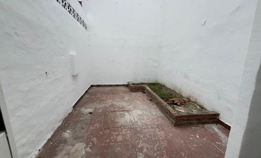 !!VDO. CASA 2 PLANTAS EXC. INVERSION B° GUEMES!!