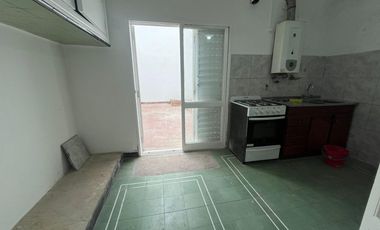 !!VDO. CASA 2 PLANTAS EXC. INVERSION B° GUEMES!!