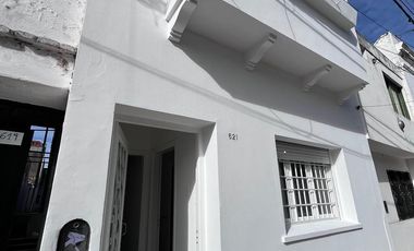 !!VDO. CASA 2 PLANTAS EXC. INVERSION B° GUEMES!!