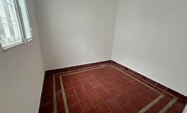 !!VDO. CASA 2 PLANTAS EXC. INVERSION B° GUEMES!!