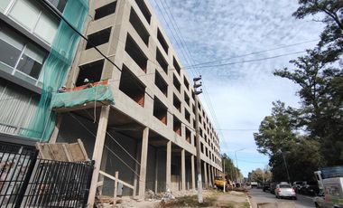 Venta - Locales Comerciales de 130m2 - EN POZO - Canning