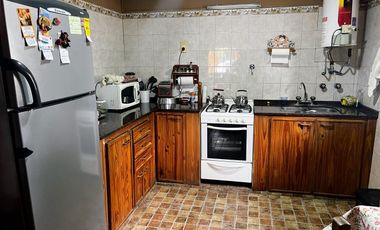 Casa en venta - 2 Dormitorios 1 Baños - 248,54 - Saladillo