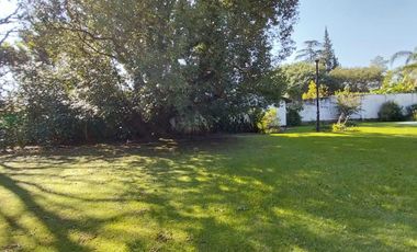 Casa en venta en Yerba Buena, Sarmiento al 1100