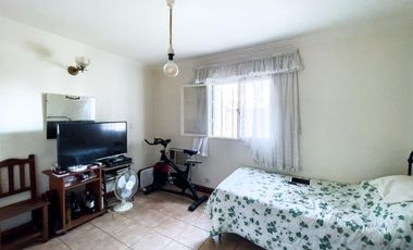 Casa en venta en Yerba Buena, Sarmiento al 1100