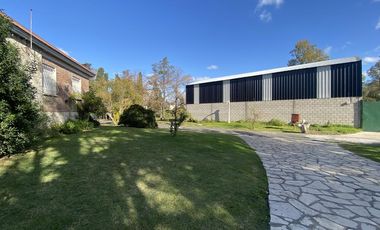 Importante Fracción de 7000 m2 con Piscina