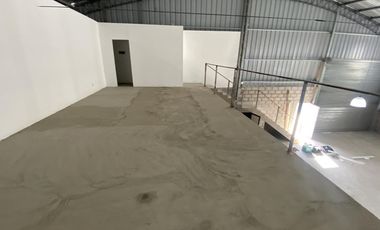 Importante Fracción de 7000 m2 con Piscina