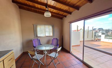VENTA CASA 3AMB COCHERA TERRAZA QUINCHO AVELLANEDA