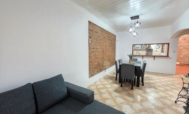 VENTA CASA 3AMB COCHERA TERRAZA QUINCHO AVELLANEDA