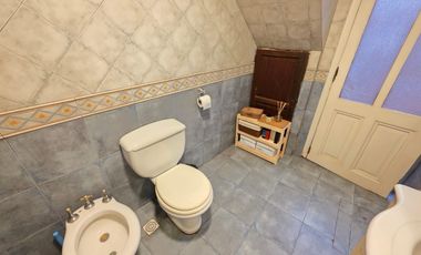 VENTA CASA 3AMB COCHERA TERRAZA QUINCHO AVELLANEDA