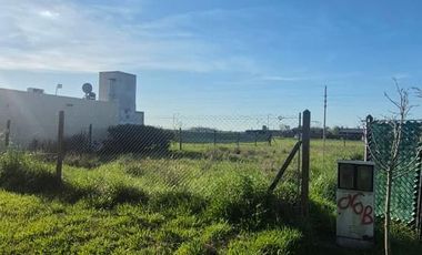 LOTES-FUNES--BARRIO ABIERTO-FUNES-VERDE - ESCRITURA - CERCADO