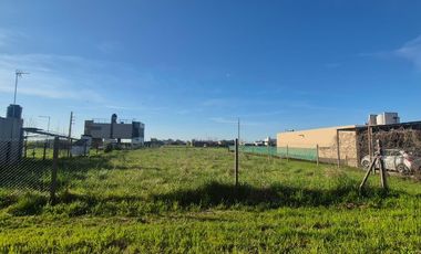 LOTES-FUNES--BARRIO ABIERTO-FUNES-VERDE - ESCRITURA - CERCADO