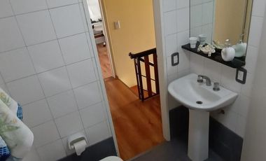 DUPLEX EN EXCELENTE ESTADO A MTS DE AV. ALTE. BROWN