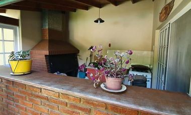 Propiedad con amplio lote