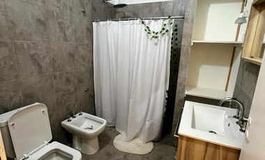 Casa en venta - 5 Dormitorios 4 Baños - 340mts2 - Saladillo