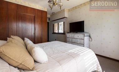 Casa en  Barrio Parque Bernal