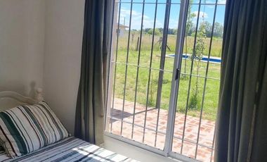 Casa en venta - 2 Dormitorios 1 Baño - Navarro