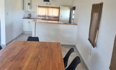 Casa en venta - 2 Dormitorios 1 Baño - Navarro