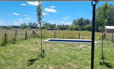 Casa en venta - 2 Dormitorios 1 Baño - Navarro