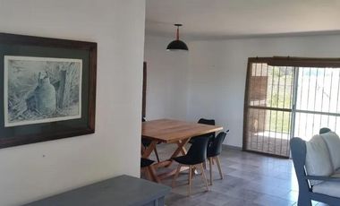 Casa en venta - 2 Dormitorios 1 Baño - Navarro