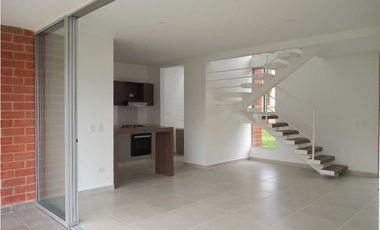 Venta de Casa Campestre en Praderas de Verde Horizonte en Jamundí