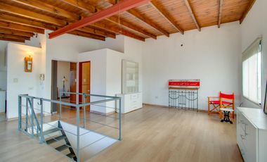 CASA EN VENTA - 528 E/ 6 Y 7 - LA PLATA