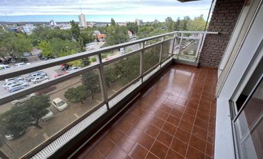 DEPTO 2 DORM PLENO CENTRO CALLE INDEPENDENCIA