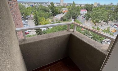 DEPTO 2 DORM PLENO CENTRO CALLE INDEPENDENCIA