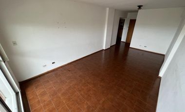 DEPTO 2 DORM PLENO CENTRO CALLE INDEPENDENCIA