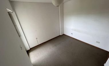 DEPTO 2 DORM PLENO CENTRO CALLE INDEPENDENCIA