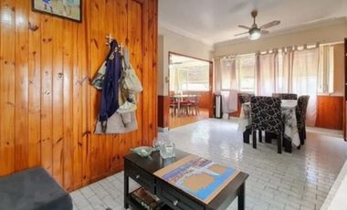 PH en venta - 4 Dormitorios 2 Baños - Cochera - La Plata