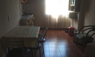 PH en venta - 4 Dormitorios 2 Baños - Cochera - La Plata