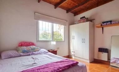 PH en venta - 4 Dormitorios 2 Baños - Cochera - La Plata