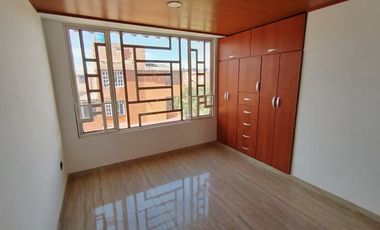 ACSI 1330. Casa en venta en Mosquera, Nueva Castilla