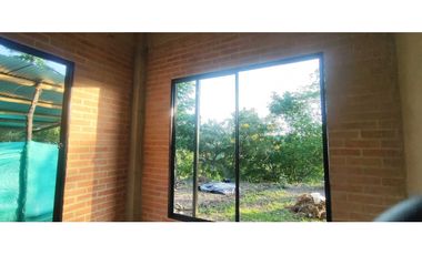 #casalote campestre de 3000 M2 en 650 mill en #lamesacundi