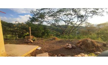 #casalote campestre de 3000 M2 en 650 mill en #lamesacundi