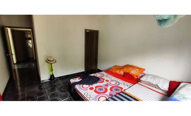 Finca de 4500 M2 en 300 mill en Tena Cund