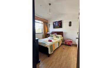 VENTA DE CASA BARRIO LA CLARITA ARMENIA VA VEHICULAR