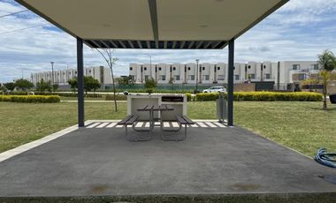 A costado al club de golf Santa Fe