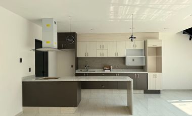 Estrene en privada de 4 casas