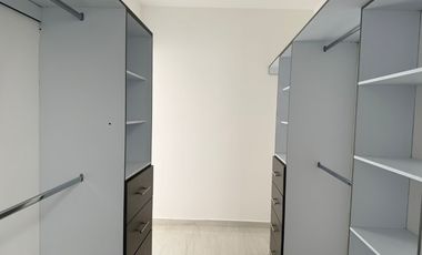 Estrene en privada de 4 casas