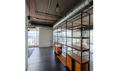 OFICINA EN AVENIDA BALBOA PH BICSA FINANCIAL CENTER SEMIAMOBLADA 165M2