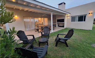 COSTA ESMERALDA  - RESIDENCIAL 466 - ALQUILER