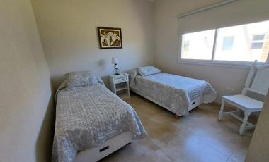 COSTA ESMERALDA  - RESIDENCIAL 466 - ALQUILER