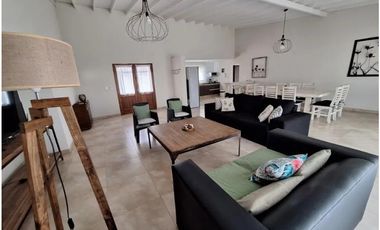 COSTA ESMERALDA  - RESIDENCIAL 466 - ALQUILER