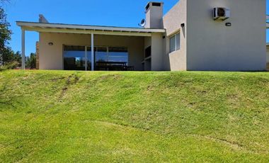 COSTA ESMERALDA  - RESIDENCIAL 466 - ALQUILER