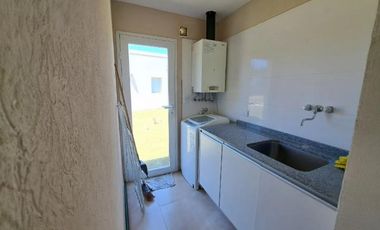 COSTA ESMERALDA  - RESIDENCIAL 466 - ALQUILER