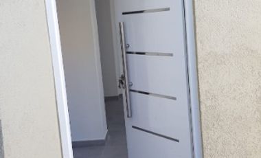 Departamento Tipo Casa en alquiler en Villa Dominico