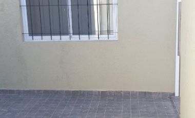 Departamento Tipo Casa en alquiler en Villa Dominico